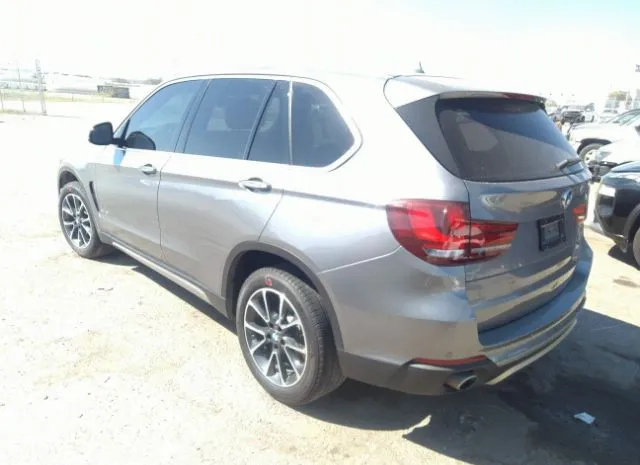 Photo 2 VIN: 5UXKR2C32H0X07126 - BMW X5 