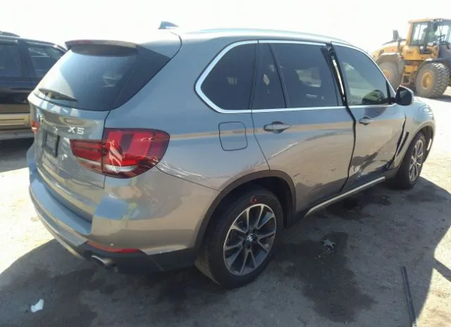 Photo 3 VIN: 5UXKR2C32H0X07126 - BMW X5 