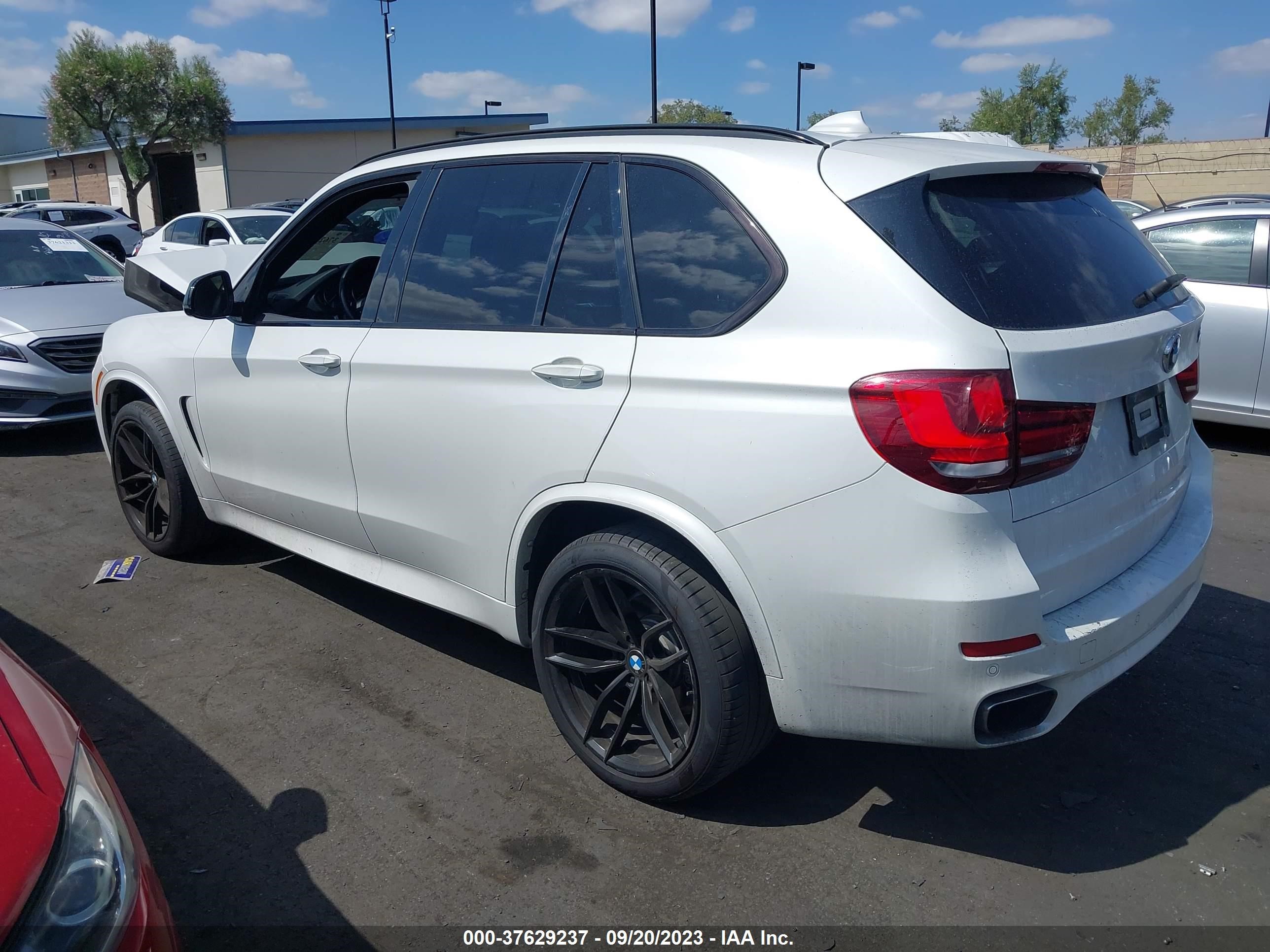 Photo 2 VIN: 5UXKR2C33H0X04025 - BMW X5 