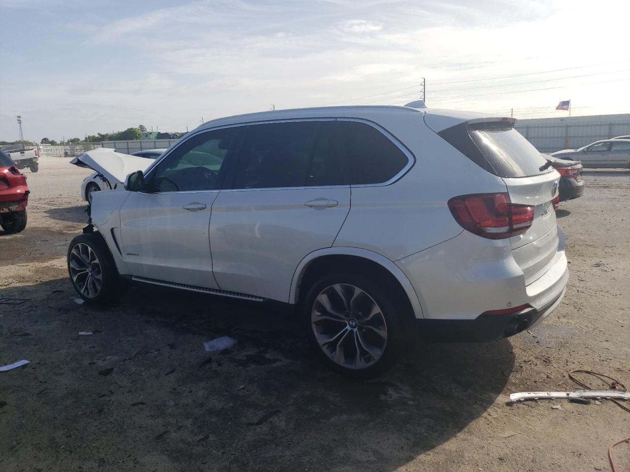 Photo 1 VIN: 5UXKR2C34H0X06656 - BMW X5 