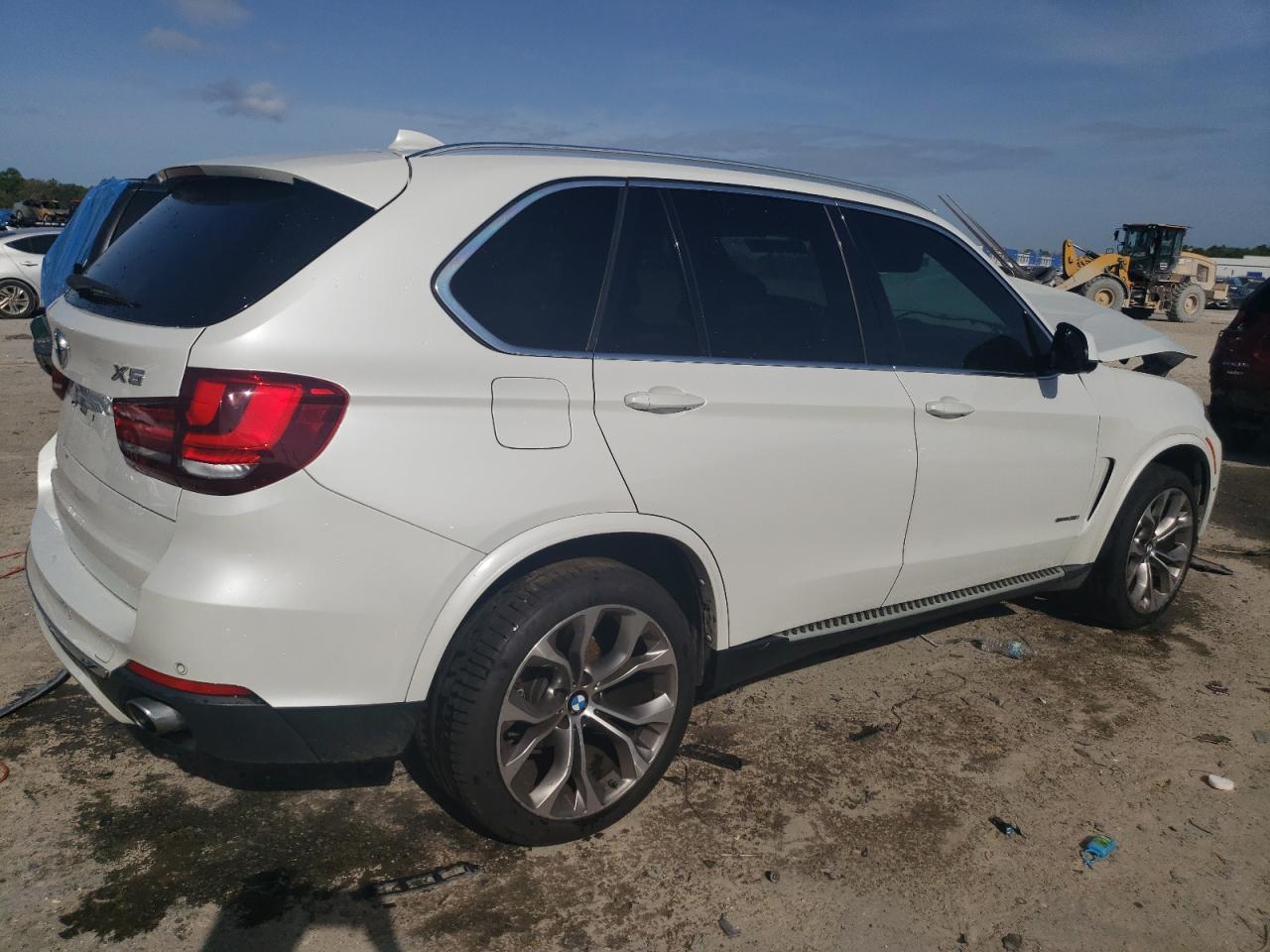 Photo 2 VIN: 5UXKR2C34H0X06656 - BMW X5 