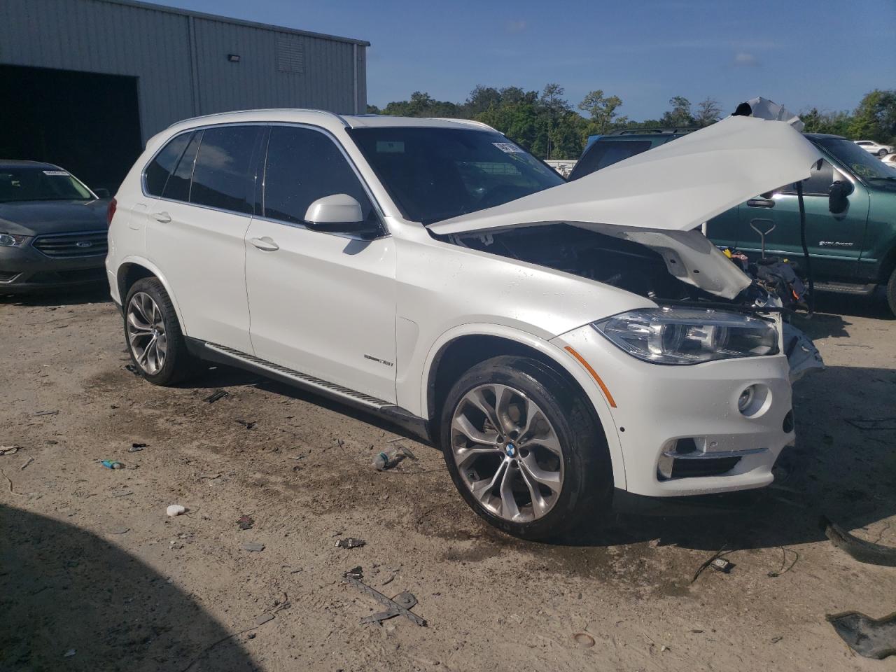 Photo 3 VIN: 5UXKR2C34H0X06656 - BMW X5 