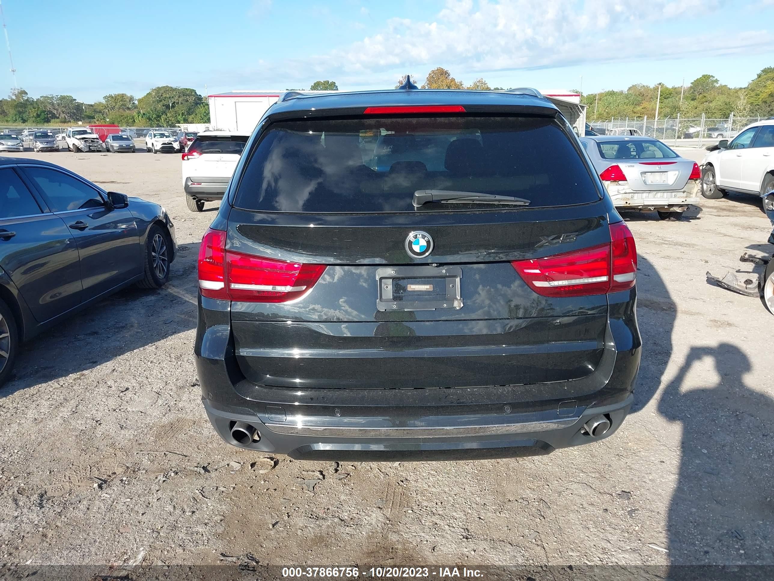 Photo 15 VIN: 5UXKR2C35H0W43616 - BMW X5 