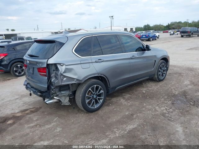 Photo 3 VIN: 5UXKR2C38H0X06417 - BMW X5 