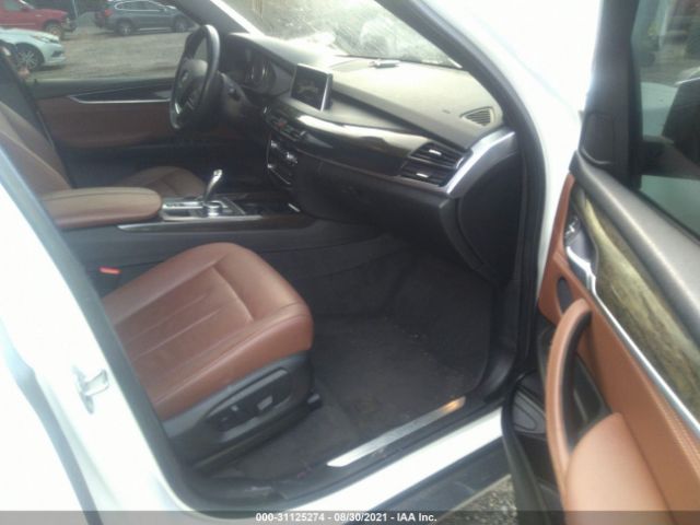 Photo 4 VIN: 5UXKR2C3XH0U24618 - BMW X5 