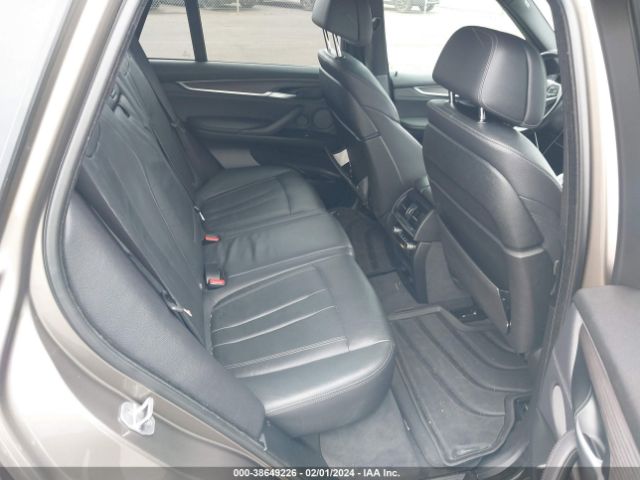 Photo 7 VIN: 5UXKR2C3XH0X03468 - BMW X5 