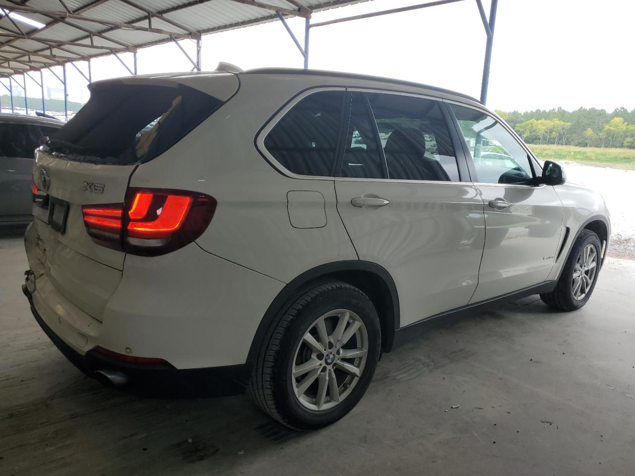 Photo 2 VIN: 5UXKR2C50F0H37971 - BMW X5 