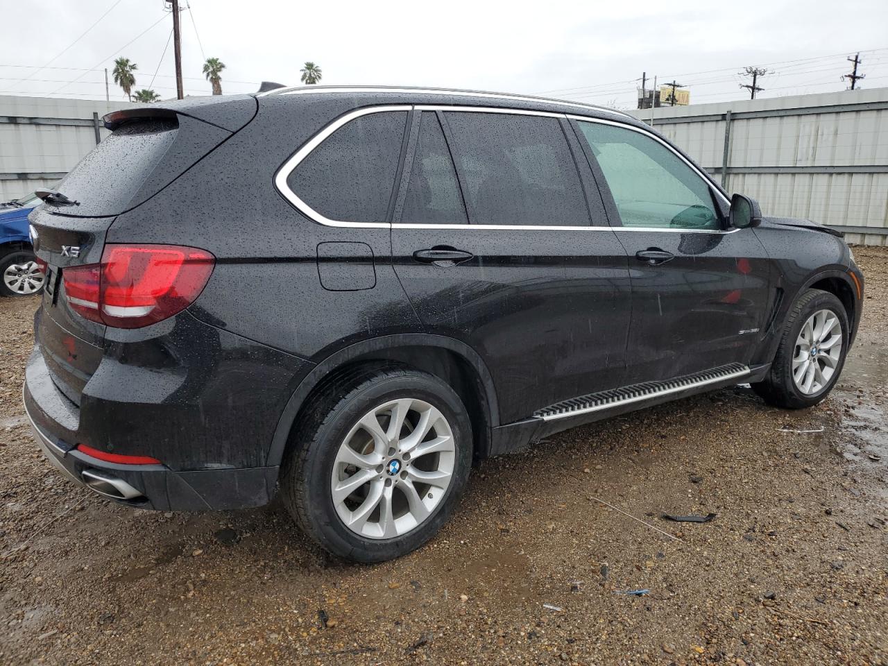 Photo 2 VIN: 5UXKR2C52J0X09482 - BMW X5 