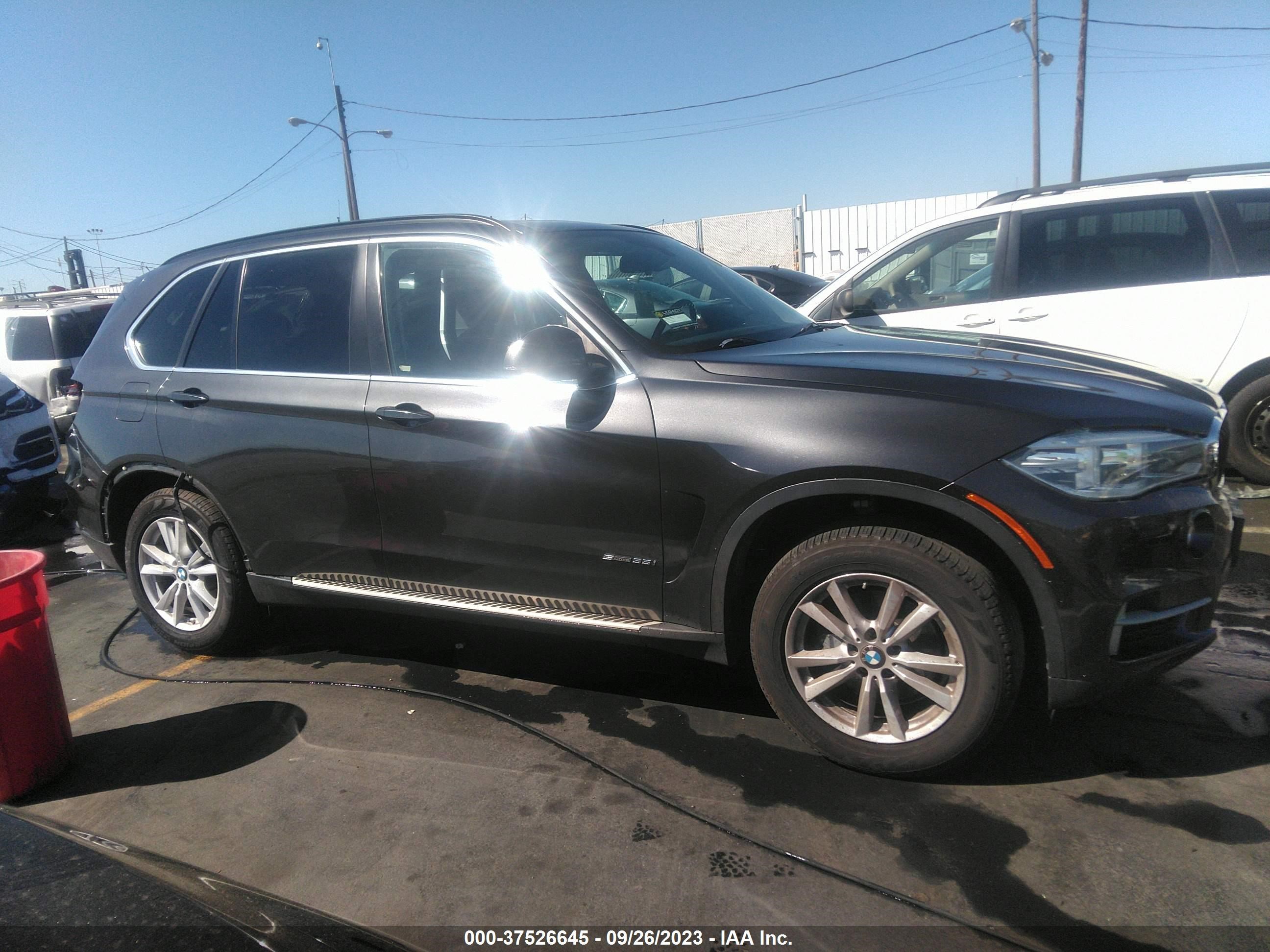 Photo 12 VIN: 5UXKR2C53E0H32973 - BMW X5 