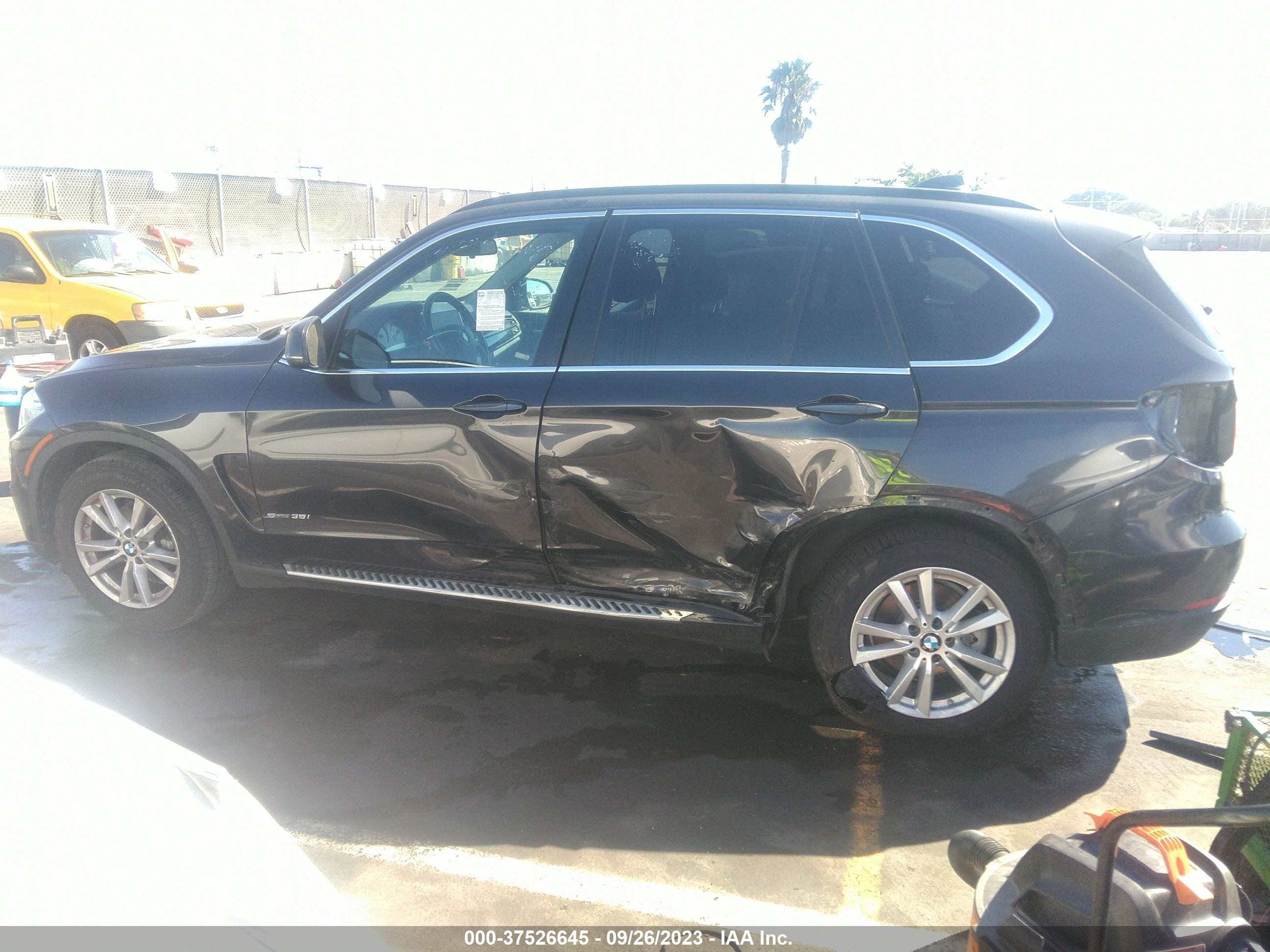 Photo 13 VIN: 5UXKR2C53E0H32973 - BMW X5 