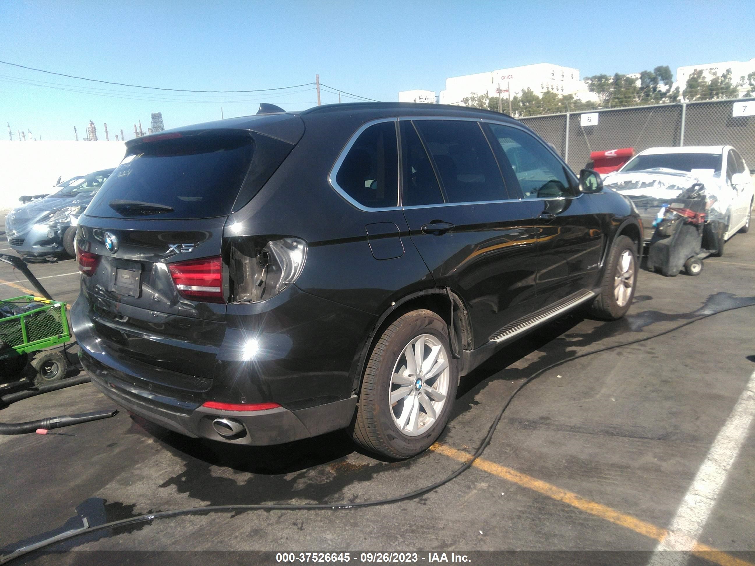 Photo 3 VIN: 5UXKR2C53E0H32973 - BMW X5 