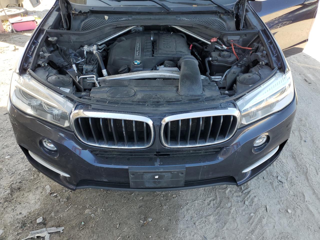 Photo 11 VIN: 5UXKR2C54F0H37729 - BMW X5 