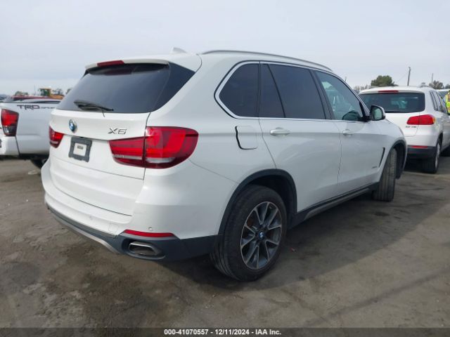 Photo 3 VIN: 5UXKR2C55J0Z16321 - BMW X5 