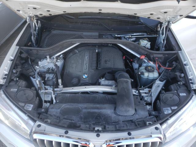 Photo 6 VIN: 5UXKR2C55J0Z17596 - BMW X5 