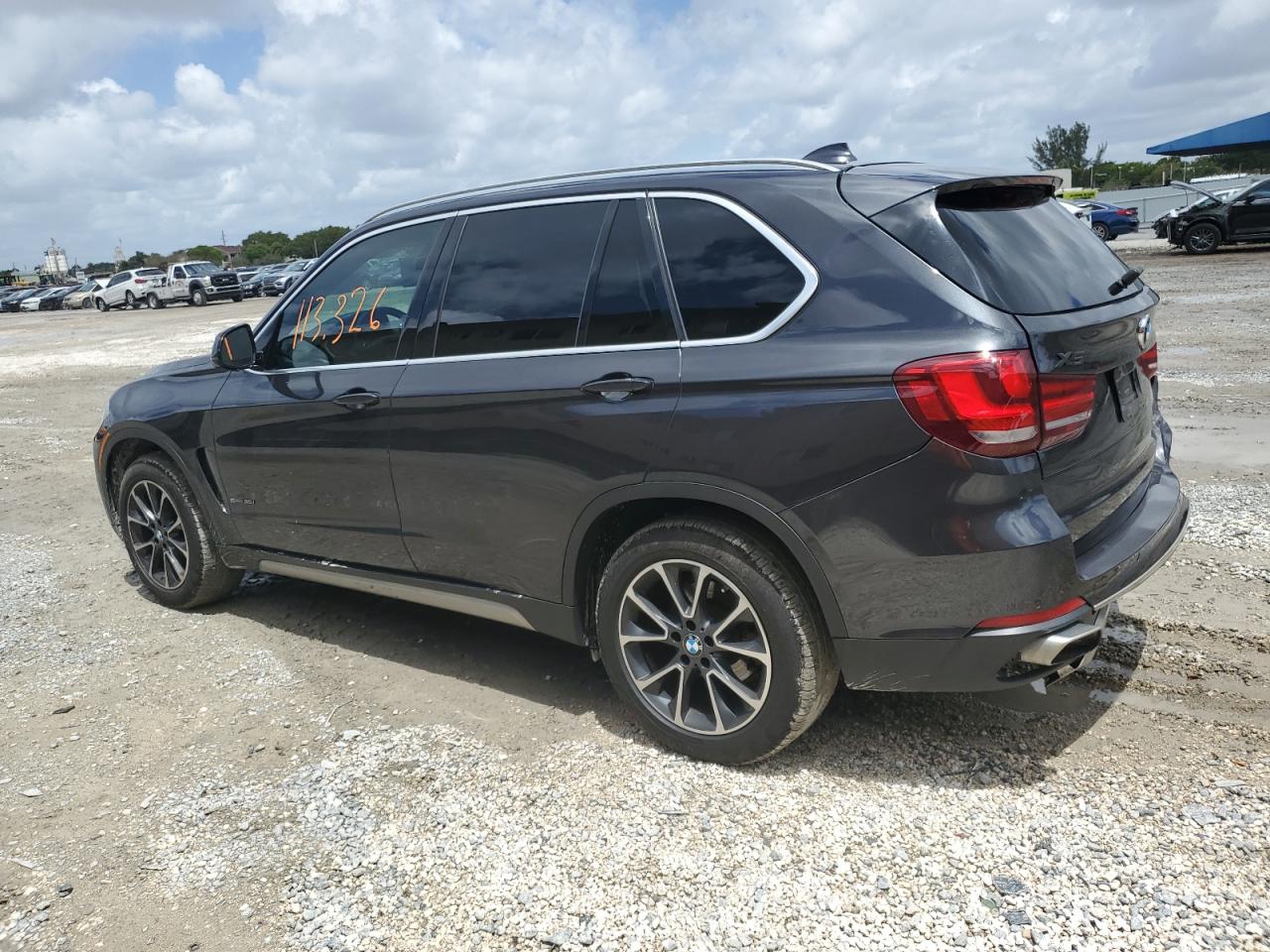 Photo 1 VIN: 5UXKR2C56J0Z14058 - BMW X5 