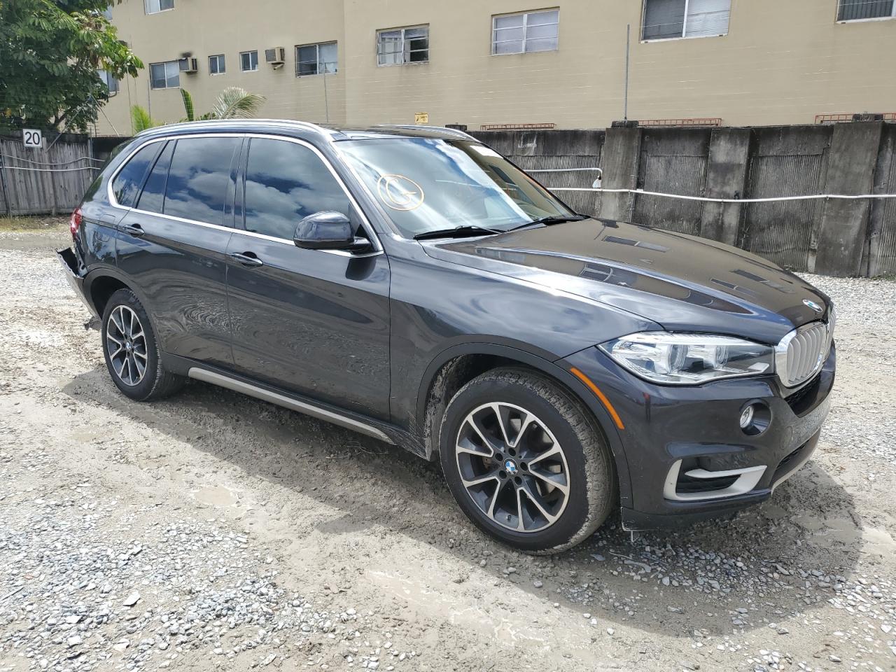 Photo 3 VIN: 5UXKR2C56J0Z14058 - BMW X5 