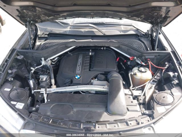 Photo 9 VIN: 5UXKR2C57J0X10756 - BMW X5 