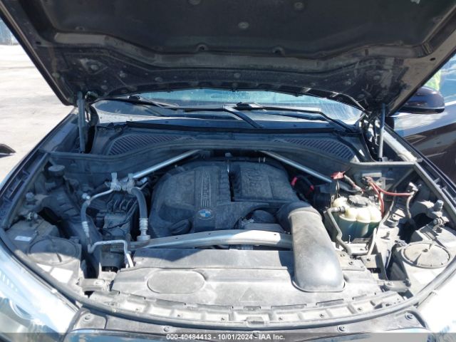 Photo 9 VIN: 5UXKR2C58J0X10426 - BMW X5 