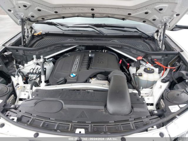 Photo 9 VIN: 5UXKR2C58J0Z21402 - BMW X5 