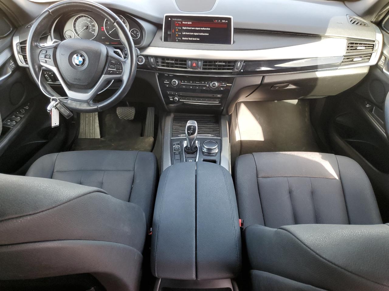 Photo 7 VIN: 5UXKR2C59J0Z15298 - BMW X5 