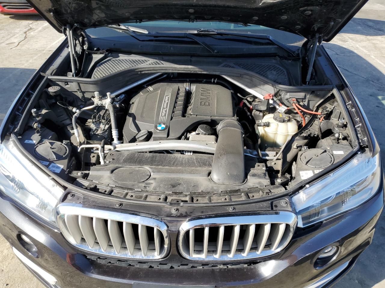 Photo 10 VIN: 5UXKR2C59J0Z18170 - BMW X5 