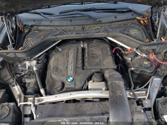 Photo 9 VIN: 5UXKR2C5XF0H37461 - BMW X5 