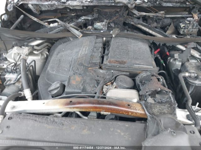 Photo 9 VIN: 5UXKR2C5XF0H38853 - BMW X5 