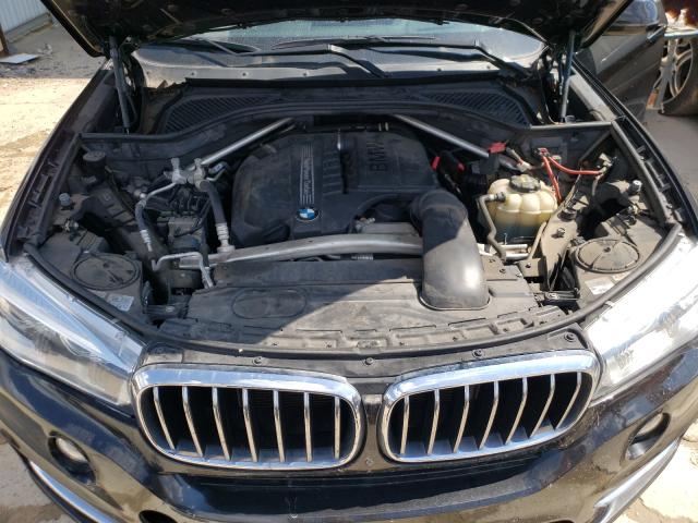 Photo 6 VIN: 5UXKR2C5XH0U21400 - BMW X5 