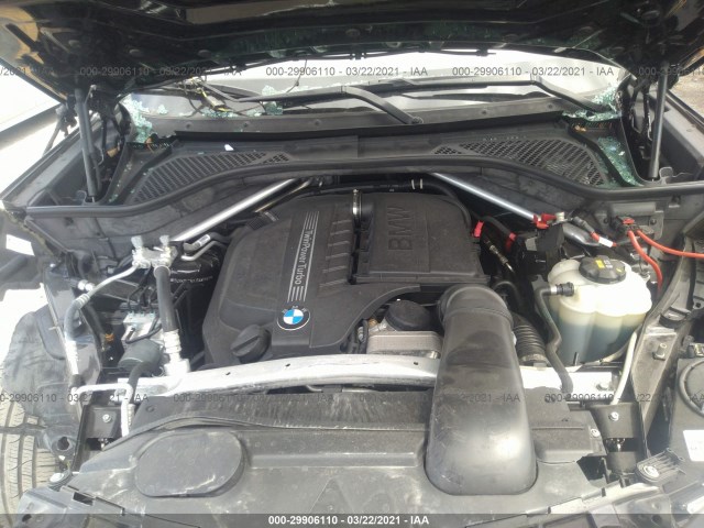 Photo 9 VIN: 5UXKR2C5XJ0Z20820 - BMW X5 