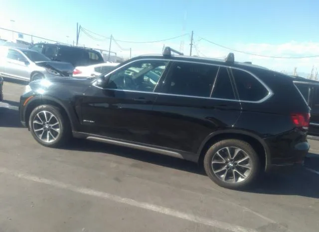 Photo 2 VIN: 5UXKR2C5XJ0Z22356 - BMW X5 