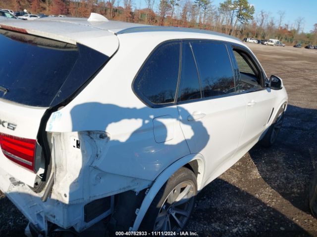 Photo 3 VIN: 5UXKR2C5XJ0Z22390 - BMW X5 