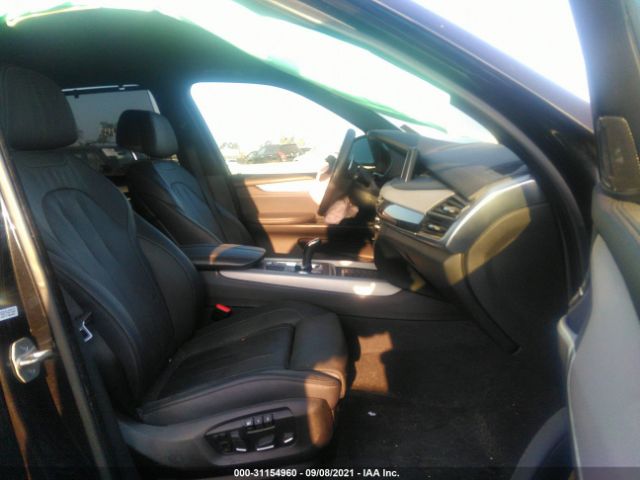 Photo 4 VIN: 5UXKR6C3XH0U12962 - BMW X5 