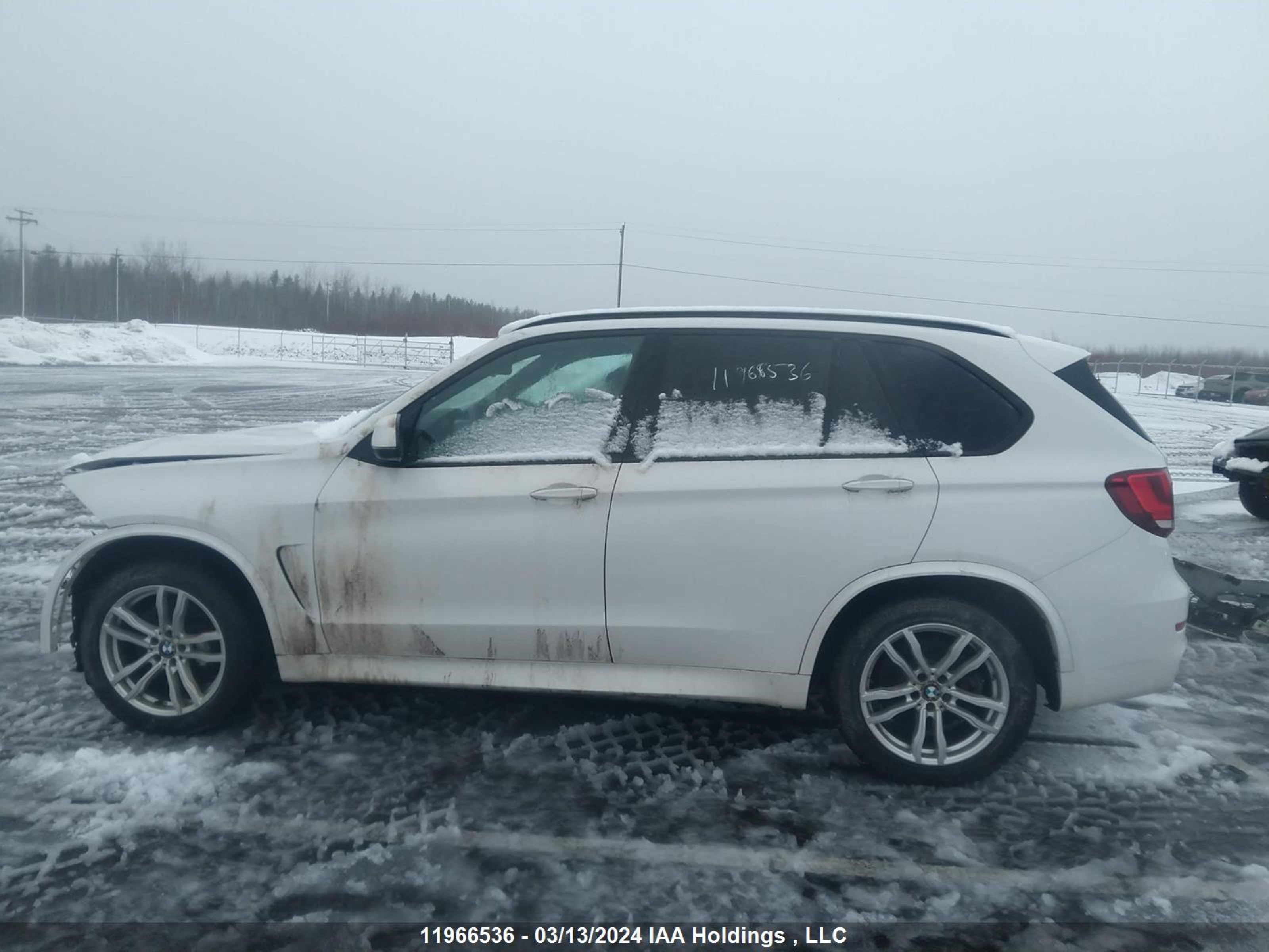 Photo 14 VIN: 5UXKR6C52E0C03294 - BMW X5 