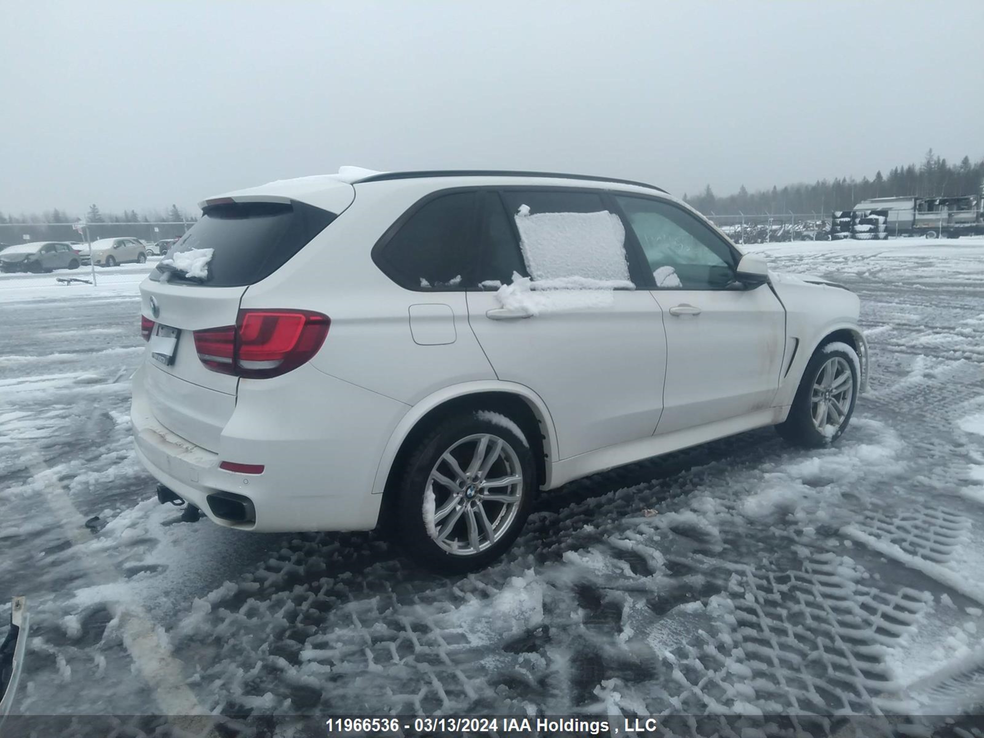 Photo 3 VIN: 5UXKR6C52E0C03294 - BMW X5 