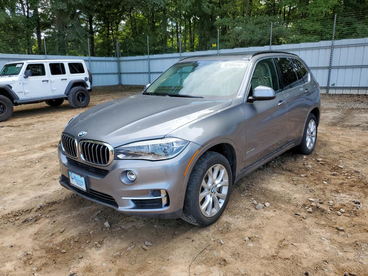 Photo 1 VIN: 5UXKR6C54E0C03037 - BMW X5 