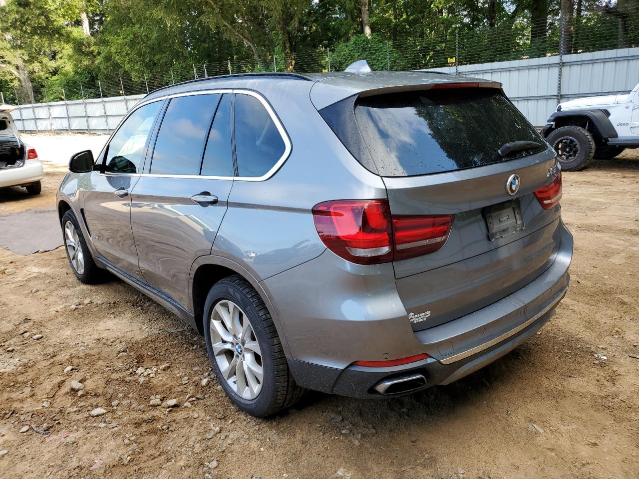 Photo 2 VIN: 5UXKR6C54E0C03037 - BMW X5 