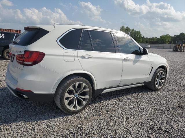 Photo 2 VIN: 5UXKR6C5XG0J80654 - BMW X5 XDRIVE5 