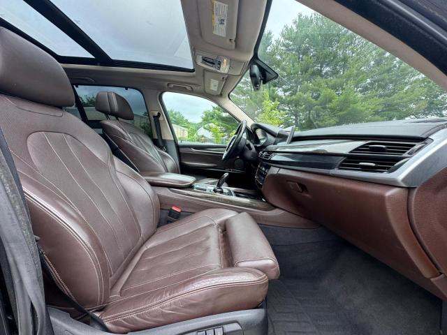 Photo 4 VIN: 5UXKR6C5XG0J81447 - BMW X5 XDRIVE5 