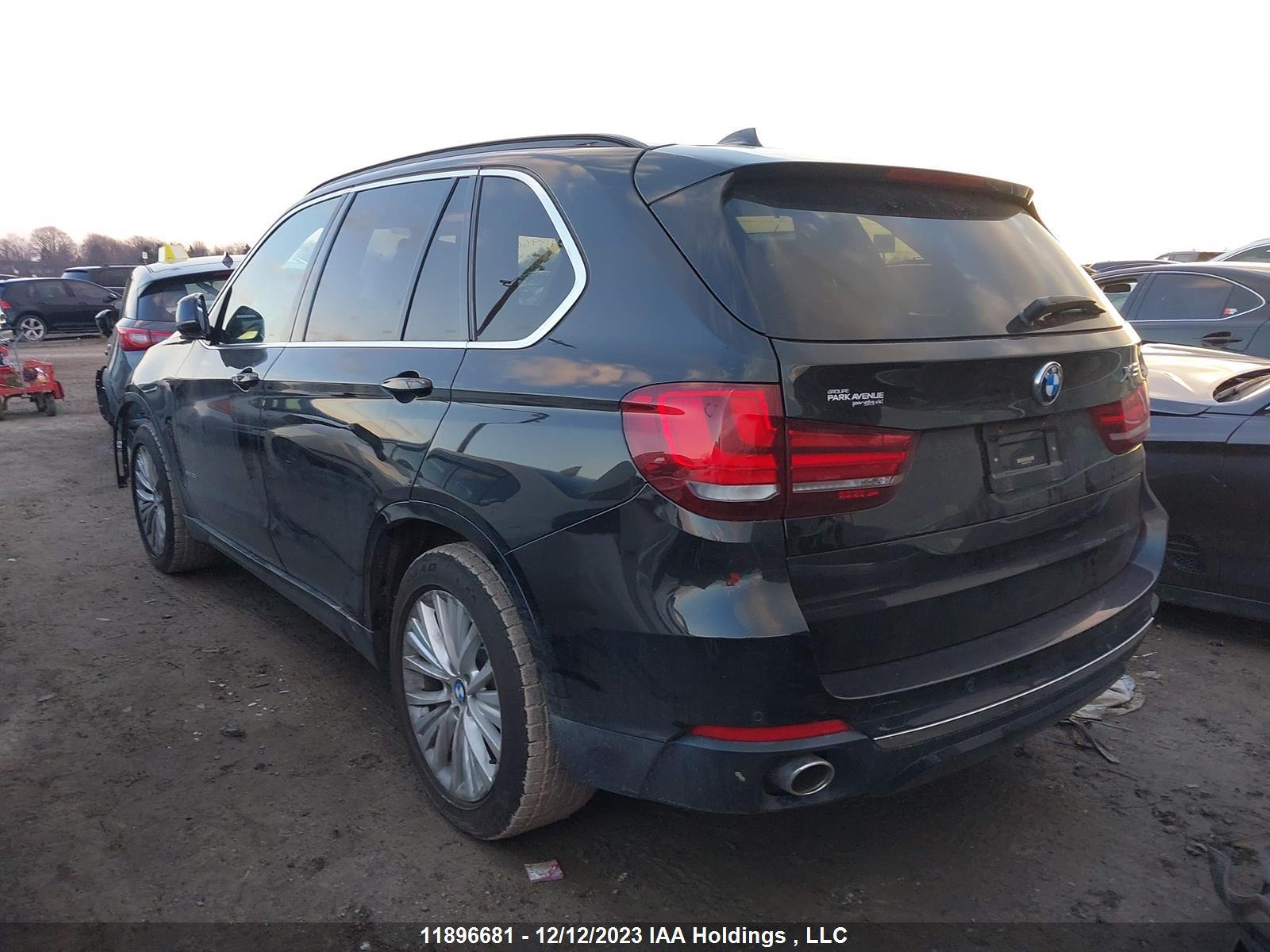 Photo 2 VIN: 5UXKS4C52F0N10830 - BMW X5 