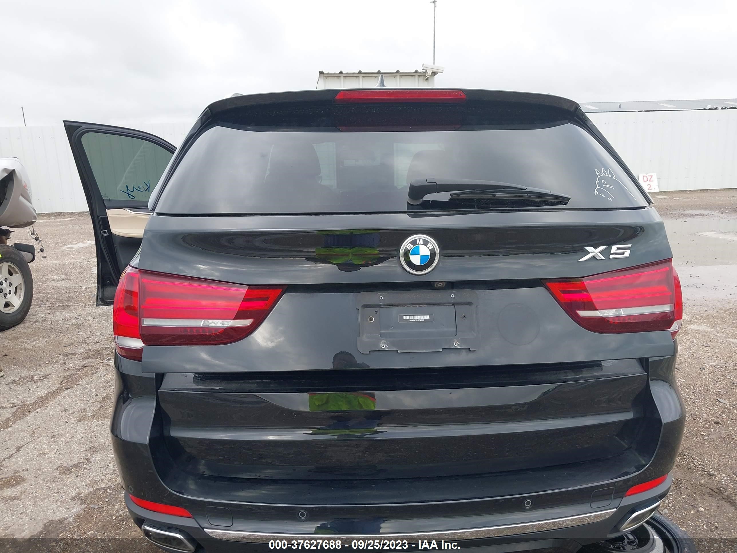 Photo 15 VIN: 5UXKS4C52J0Z90537 - BMW X5 