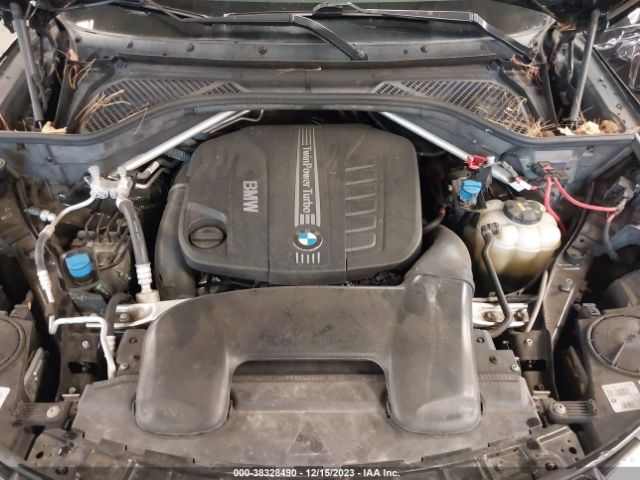 Photo 9 VIN: 5UXKS4C56J0Y18902 - BMW X5 