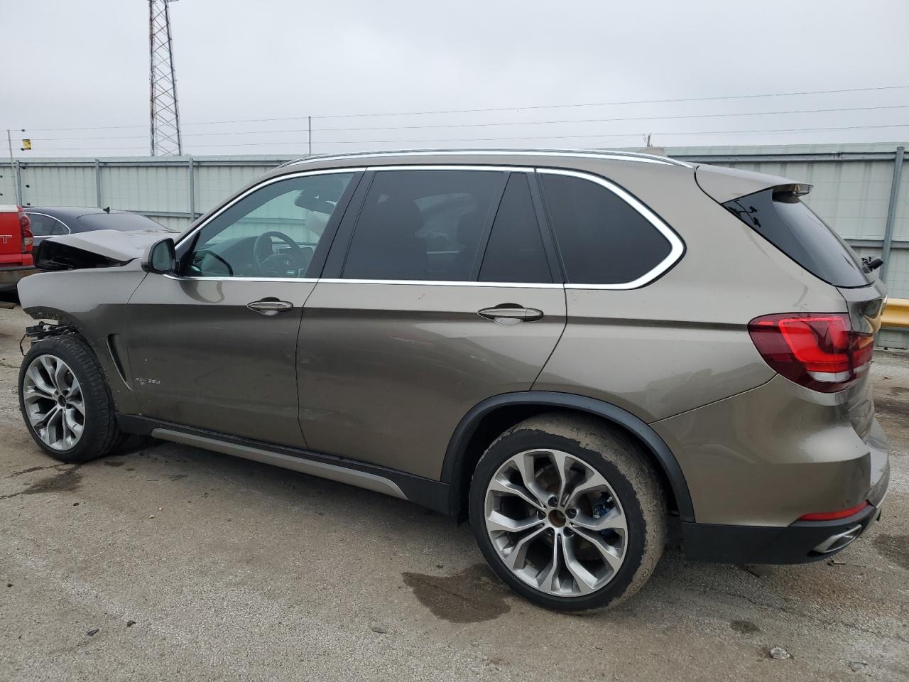 Photo 1 VIN: 5UXKS4C56J0Y19497 - BMW X5 