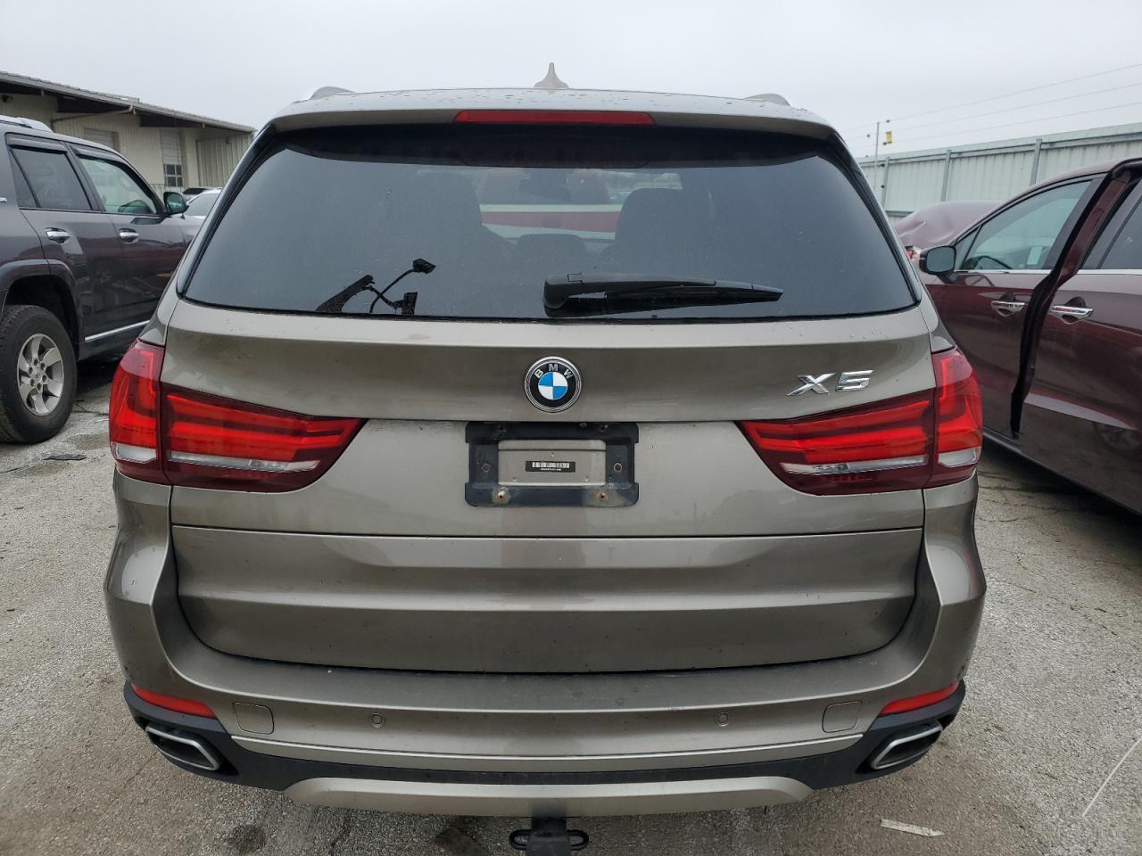 Photo 5 VIN: 5UXKS4C56J0Y19497 - BMW X5 