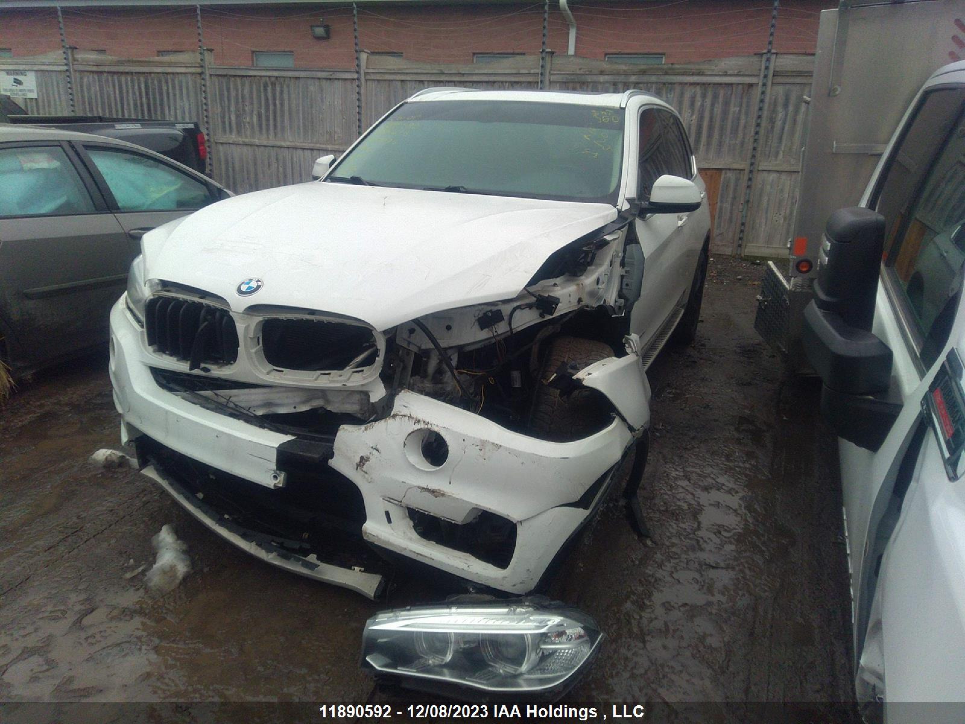 Photo 1 VIN: 5UXKS4C57G0N14020 - BMW X5 