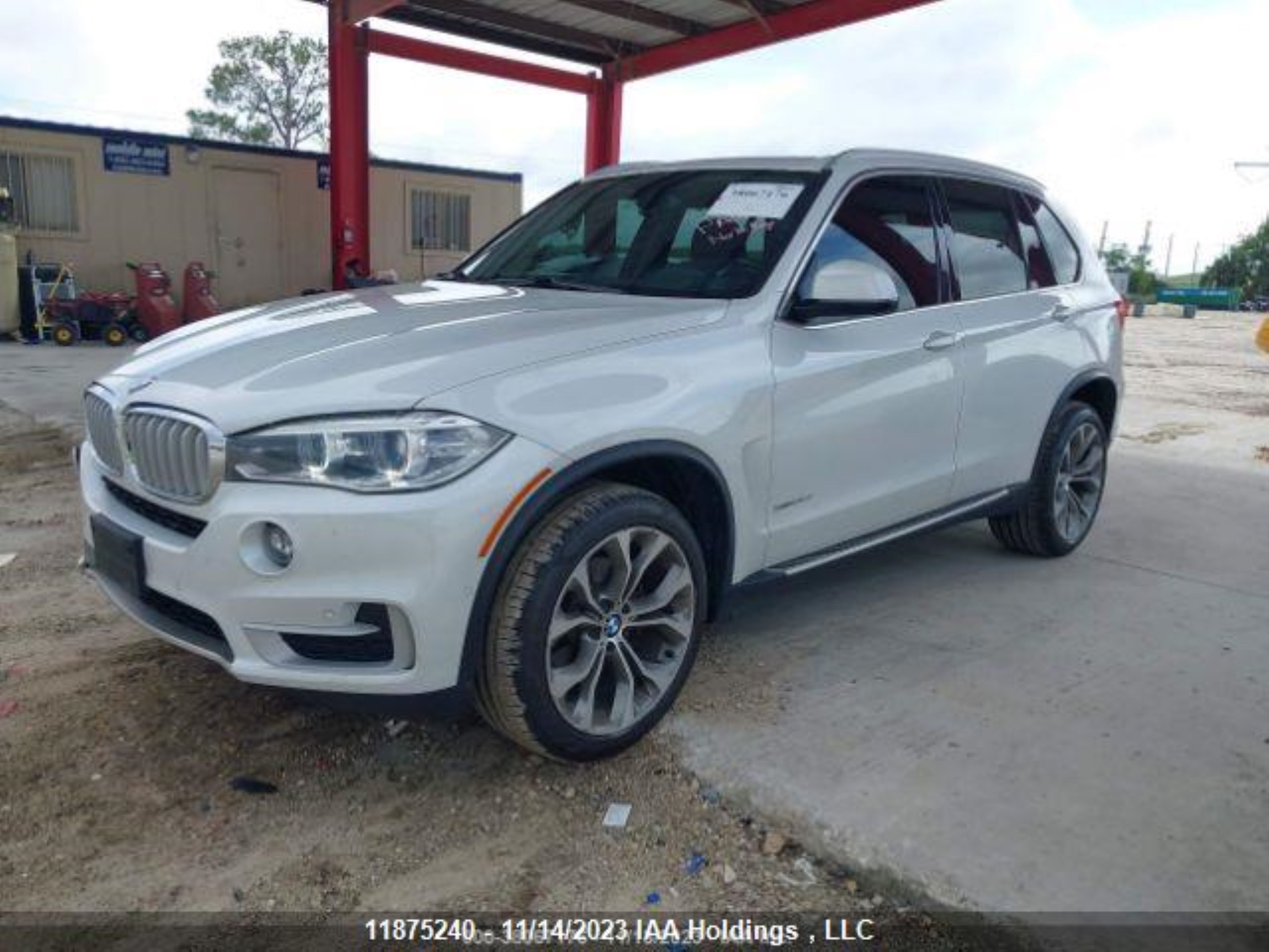 Photo 2 VIN: 5UXKS4C57J0Y20142 - BMW X5 