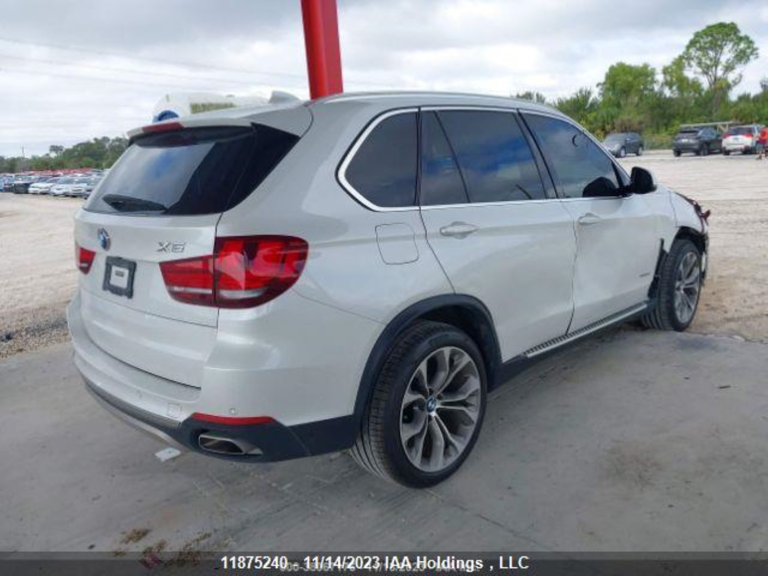 Photo 4 VIN: 5UXKS4C57J0Y20142 - BMW X5 