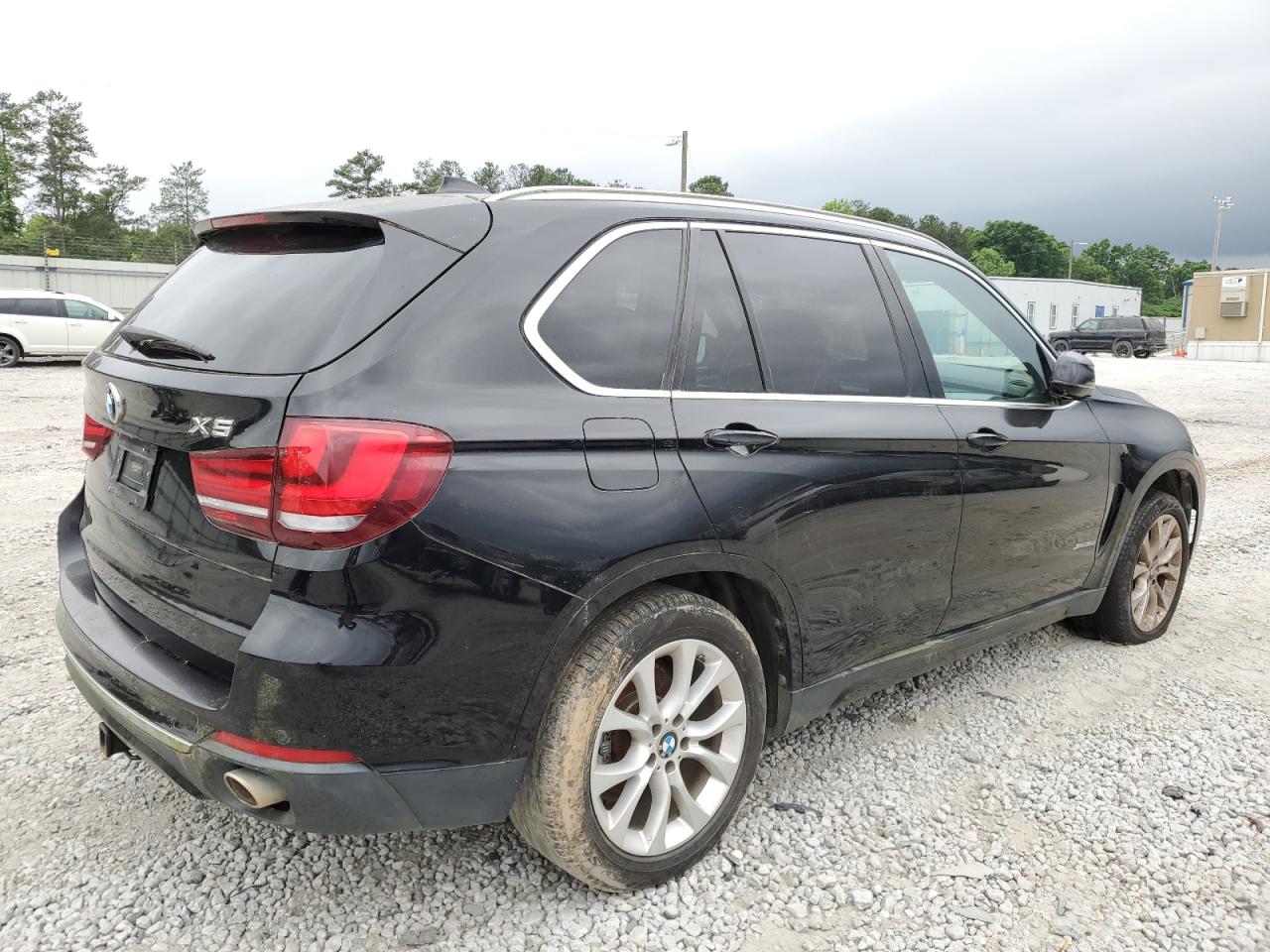 Photo 2 VIN: 5UXKS4C58F0J98870 - BMW X5 