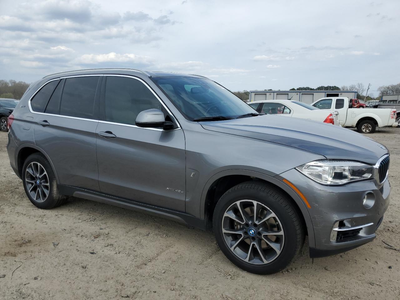 Photo 3 VIN: 5UXKT0C51J0V99885 - BMW X5 