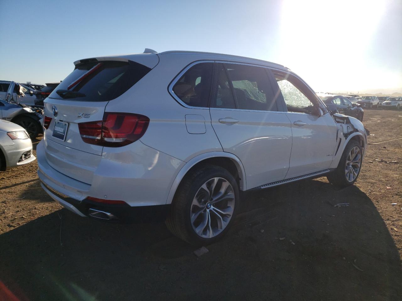 Photo 2 VIN: 5UXKT0C53G0F74983 - BMW X5 