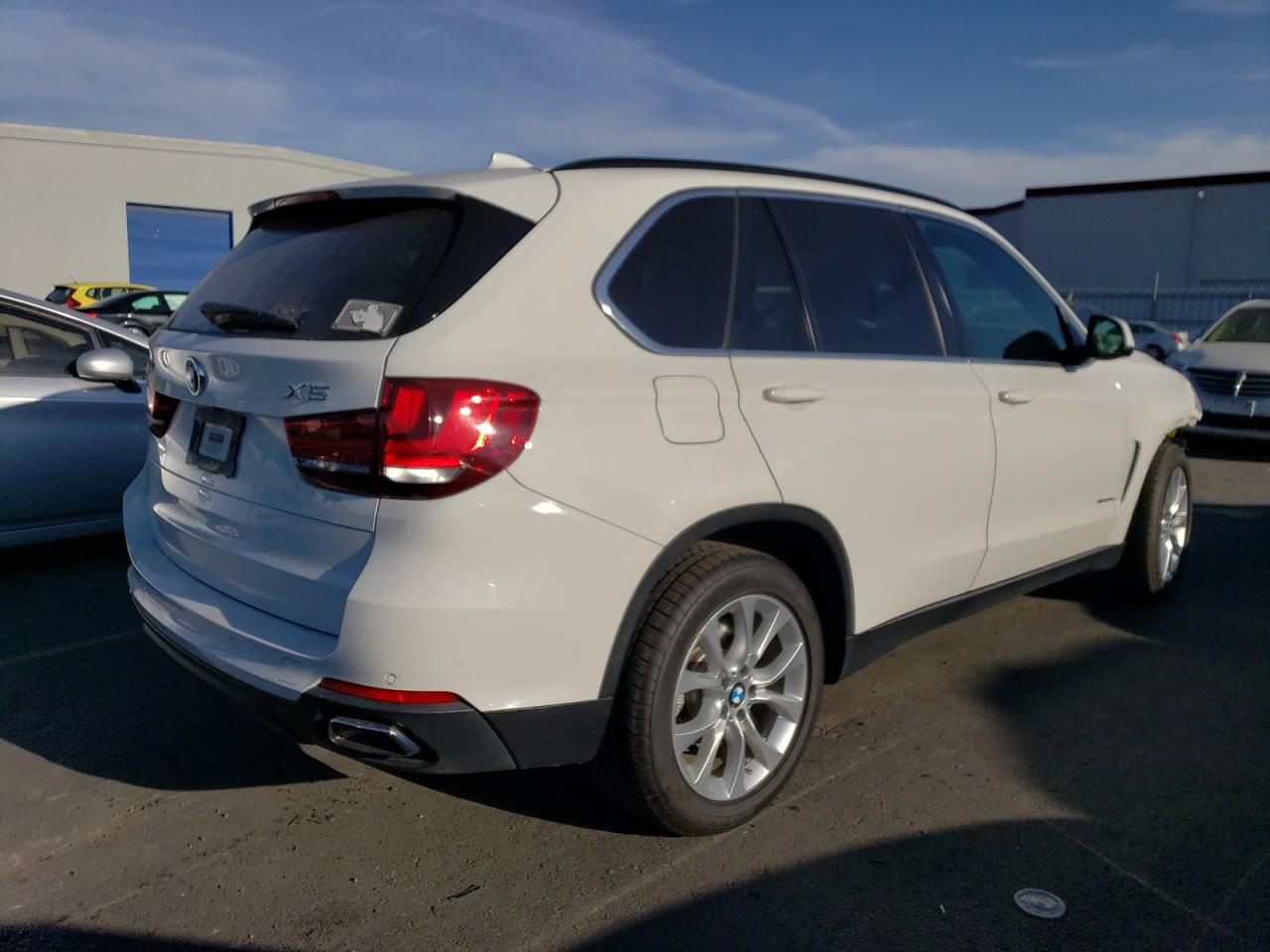 Photo 2 VIN: 5UXKT0C54G0S79582 - BMW X5 